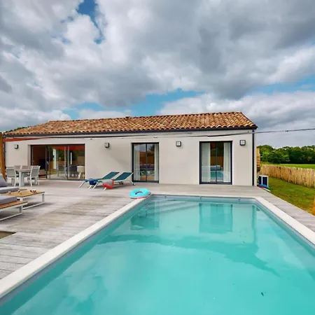 Perle Bleue Avec Piscine Chauffee Notre-Dame-de-Riez